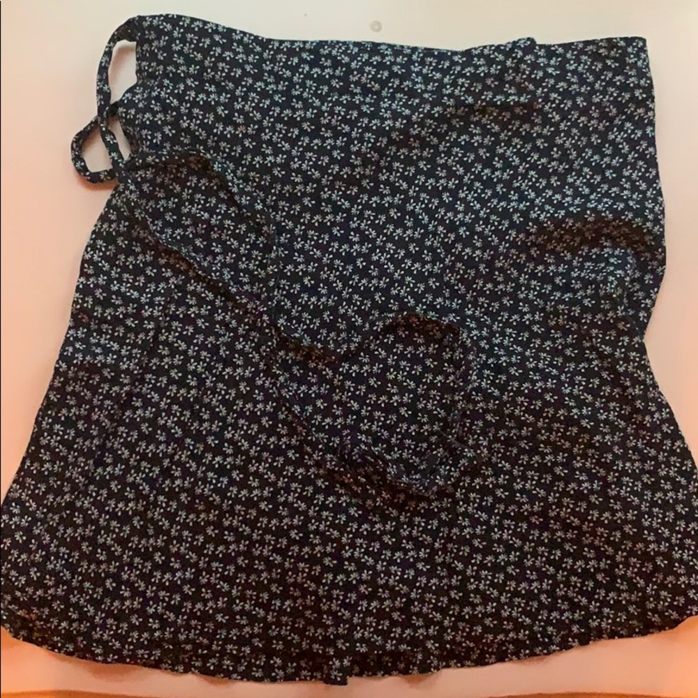 Brandy Melville Skirt